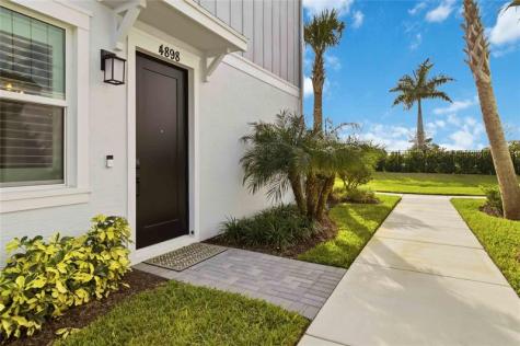 4898 N Longwood Lake Square Westlake FL 33470