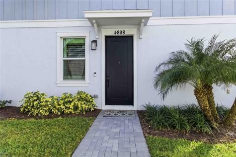 4898 N Longwood Lake Square Westlake FL 33470