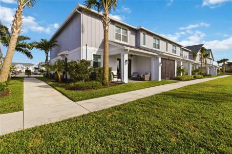 4898 N Longwood Lake Square Westlake FL 33470