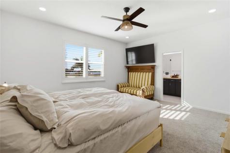 4898 N Longwood Lake Square Westlake FL 33470