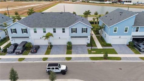 4898 N Longwood Lake Square Westlake FL 33470
