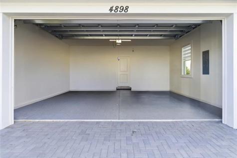 4898 N Longwood Lake Square Westlake FL 33470