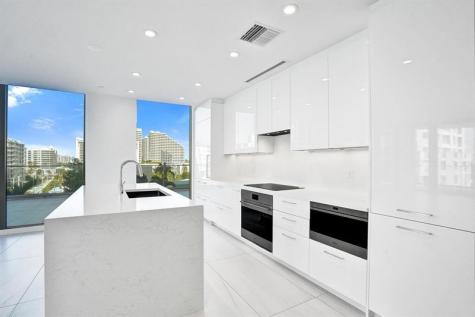 153 N Seabreeze Fort Lauderdale FL 33304