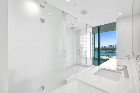 153 N Seabreeze Fort Lauderdale FL 33304