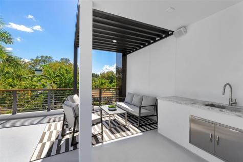 1621 E Broward Boulevard Fort Lauderdale FL 33301