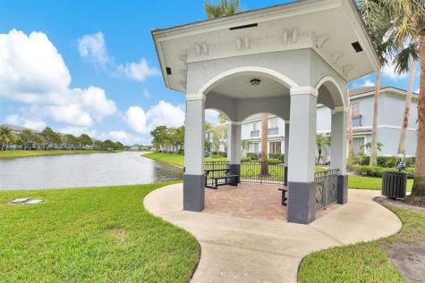 1427 NW 34th Way Fort Lauderdale FL 33311
