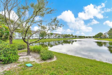 1427 NW 34th Way Fort Lauderdale FL 33311