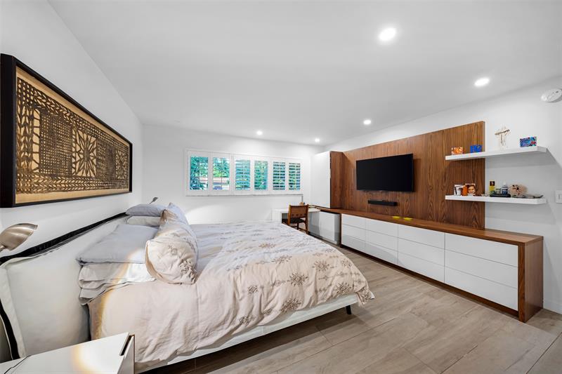 902 Cypress Grove Drive Pompano Beach FL 33069