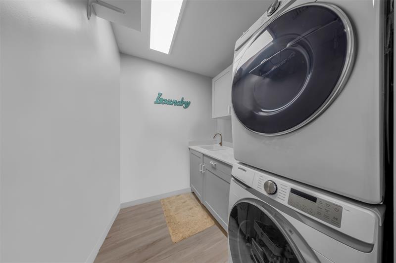 902 Cypress Grove Drive Pompano Beach FL 33069