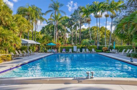 902 Cypress Grove Drive Pompano Beach FL 33069