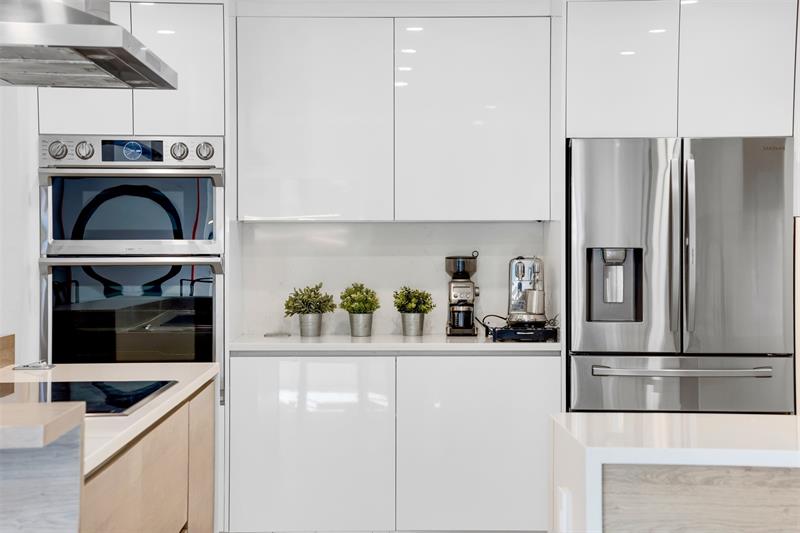 902 Cypress Grove Drive Pompano Beach FL 33069