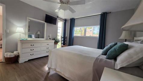 2801 Somerset Drive Lauderdale Lakes FL 33311