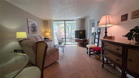 2801 Somerset Drive Lauderdale Lakes FL 33311