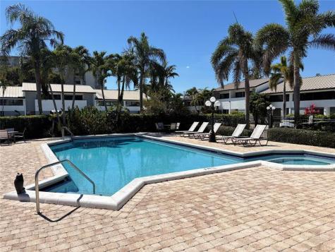 3900 NE 18th Avenue Oakland Park FL 33334