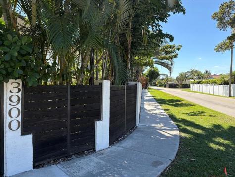 3900 NE 18th Avenue Oakland Park FL 33334