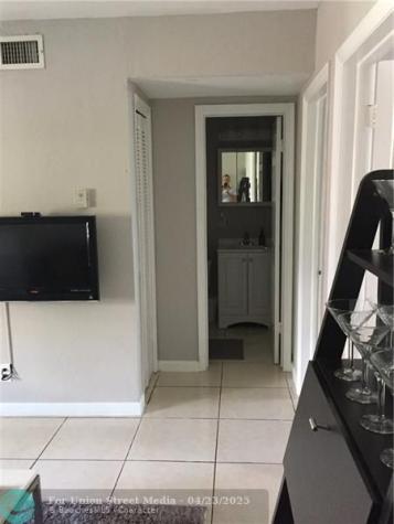 2741 NE 8th Avenue Wilton Manors FL 33334