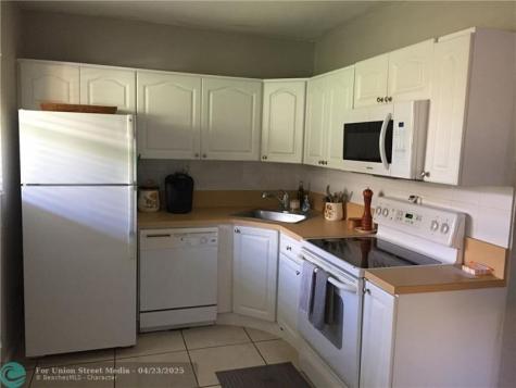 2741 NE 8th Avenue Wilton Manors FL 33334