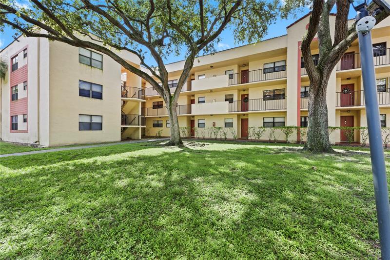 3199 Foxcroft Road Miramar FL 33025