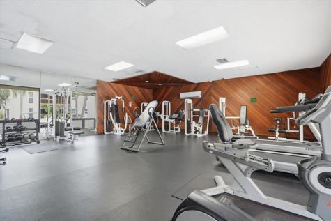 5218 NE 6th Avenue Oakland Park FL 33334