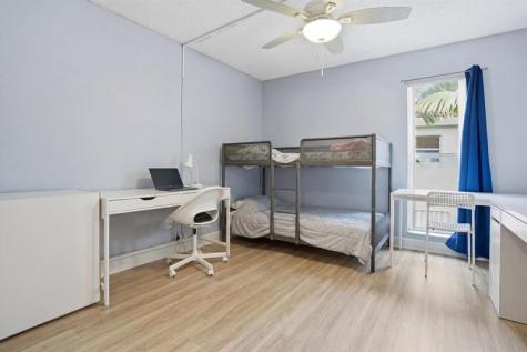5218 NE 6th Avenue Oakland Park FL 33334