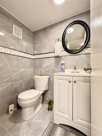 355 Oakridge T Deerfield Beach FL 33442