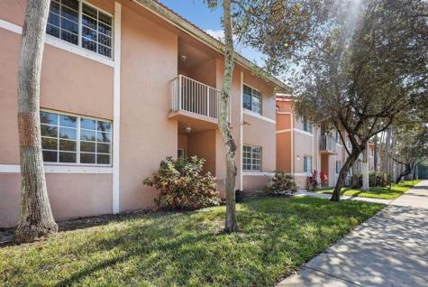 3261 Sabal Palm Manor Davie FL 33024