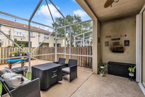 9723 Lago Drive Boynton Beach FL 33472