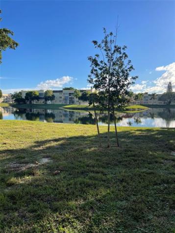 5890 NW 64th Avenue Fort Lauderdale FL 33319
