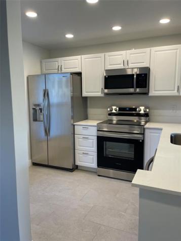 5890 NW 64th Avenue Fort Lauderdale FL 33319