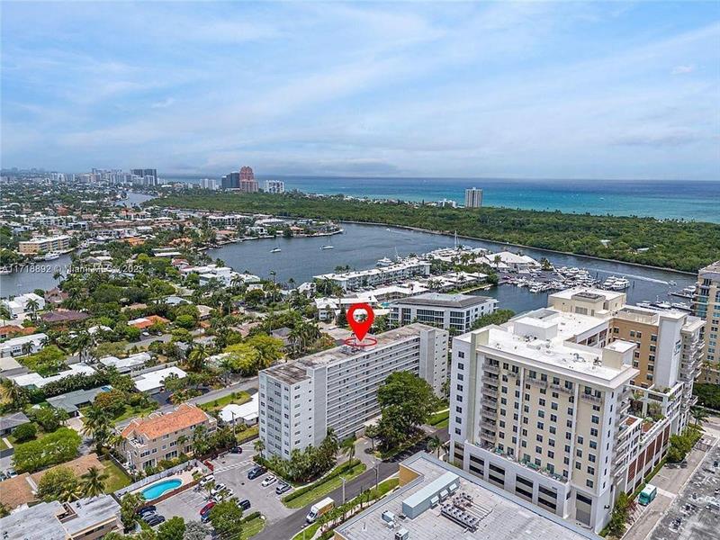 2555 NE 11th Street Fort Lauderdale FL 33304