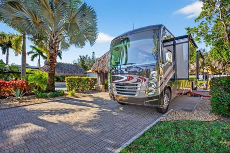 6 S Cortez Drive Margate FL 33068
