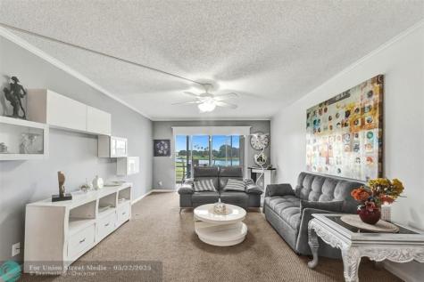 2801 Victoria Way Coconut Creek FL 33066