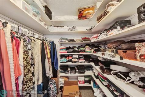 2801 Victoria Way Coconut Creek FL 33066