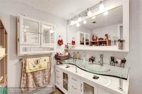 2801 Victoria Way Coconut Creek FL 33066