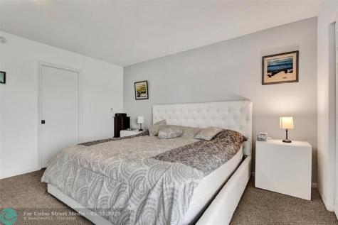 2801 Victoria Way Coconut Creek FL 33066