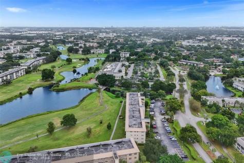 2801 Victoria Way Coconut Creek FL 33066