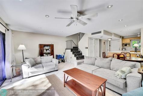 3300 Atlanta Street Hollywood FL 33021