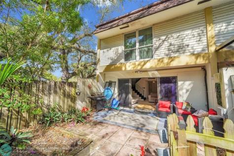 3300 Atlanta Street Hollywood FL 33021