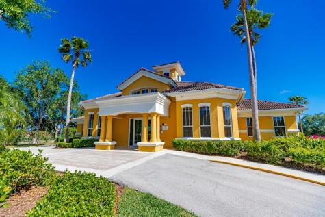 5020 Fairways Circle Vero Beach FL 32967