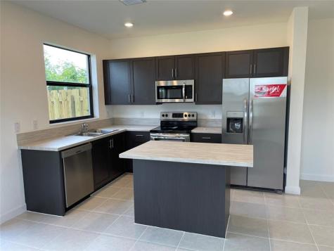 20651 NE 7 Place Miami FL 33179