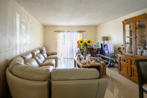 2060 NW 48th Terrace Lauderhill FL 33313