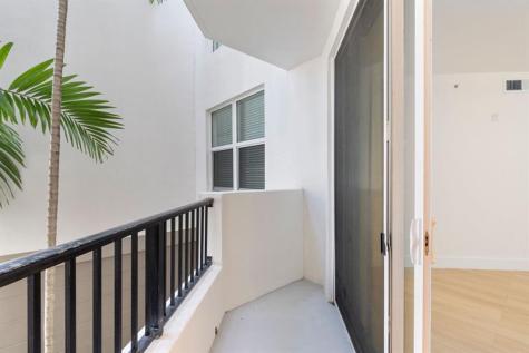 2401 NE 65th Street Fort Lauderdale FL 33308