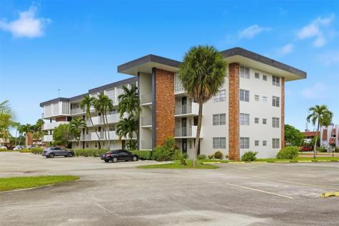 2991 NW 46 Avenue Lauderdale Lakes FL 33313
