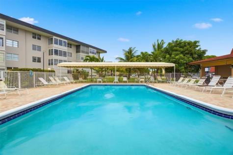 2991 NW 46 Avenue Lauderdale Lakes FL 33313