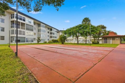 2991 NW 46 Avenue Lauderdale Lakes FL 33313