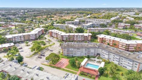2991 NW 46 Avenue Lauderdale Lakes FL 33313
