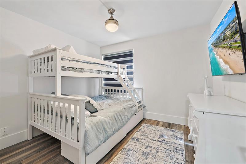 6928 Briarlake Palm Beach Gardens FL 33418