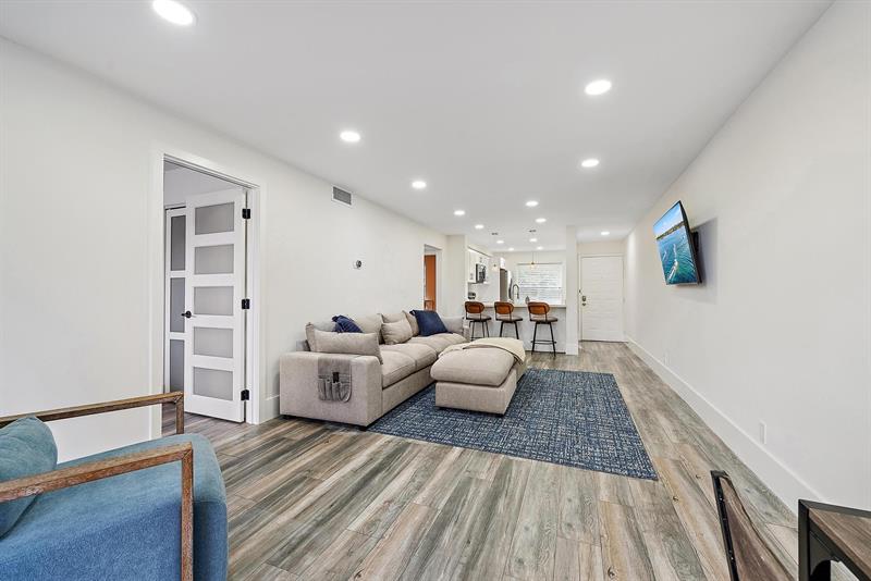 6928 Briarlake Palm Beach Gardens FL 33418