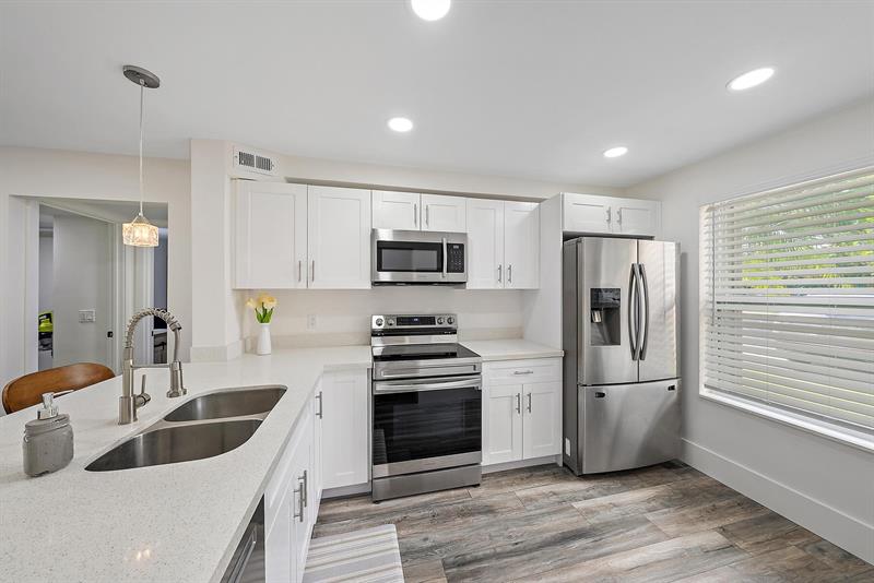 6928 Briarlake Palm Beach Gardens FL 33418