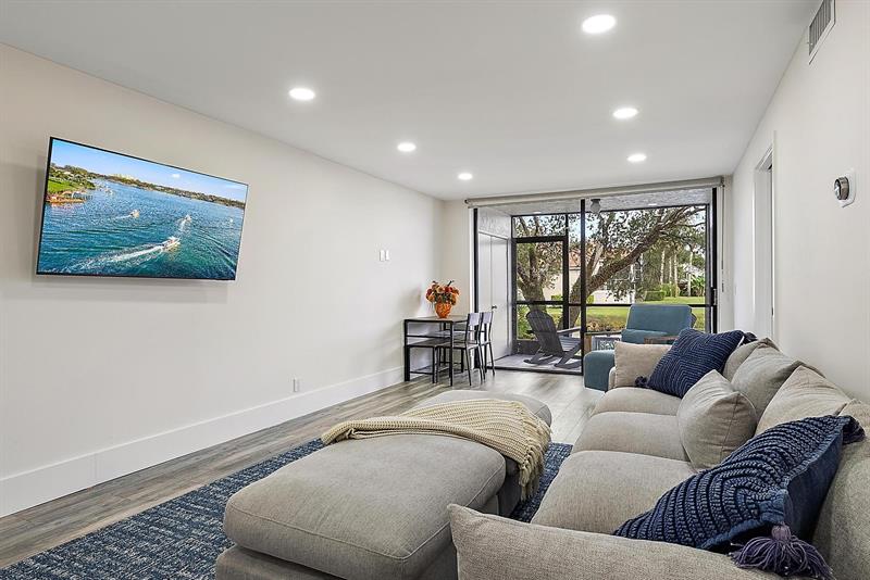 6928 Briarlake Palm Beach Gardens FL 33418